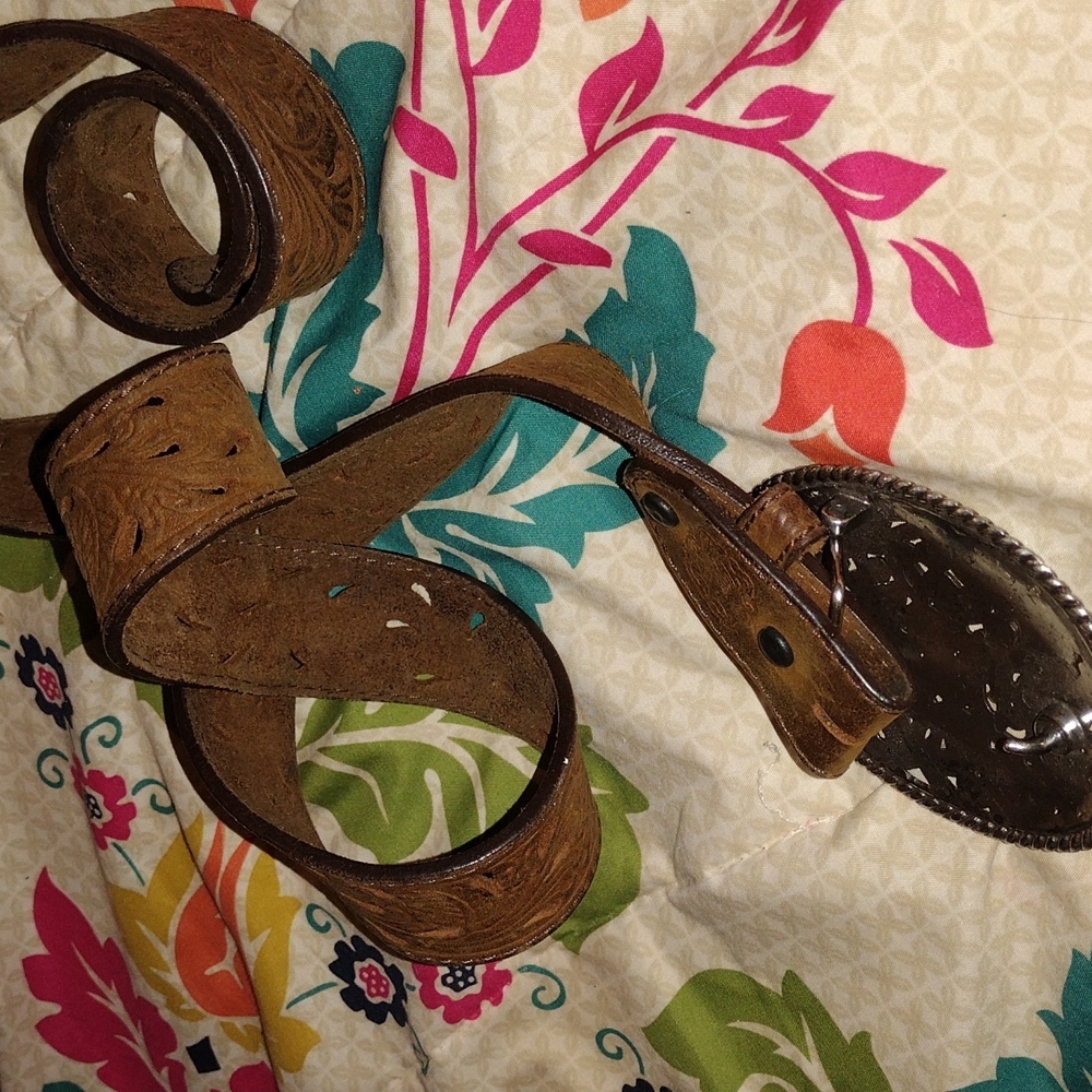 Belt - Picture 2 of 2